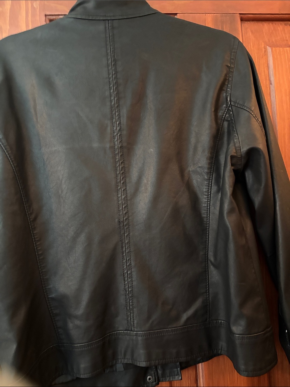 Black pleather bomber jacket - Picture 4 of 5
